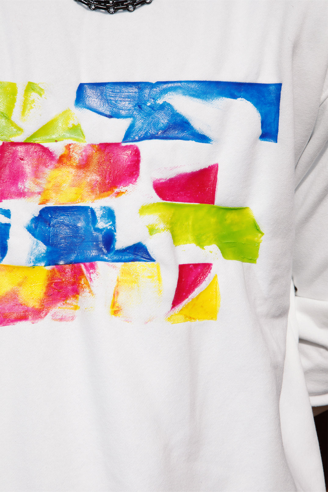 Close-up of the colorful silicon pattern on the chest.