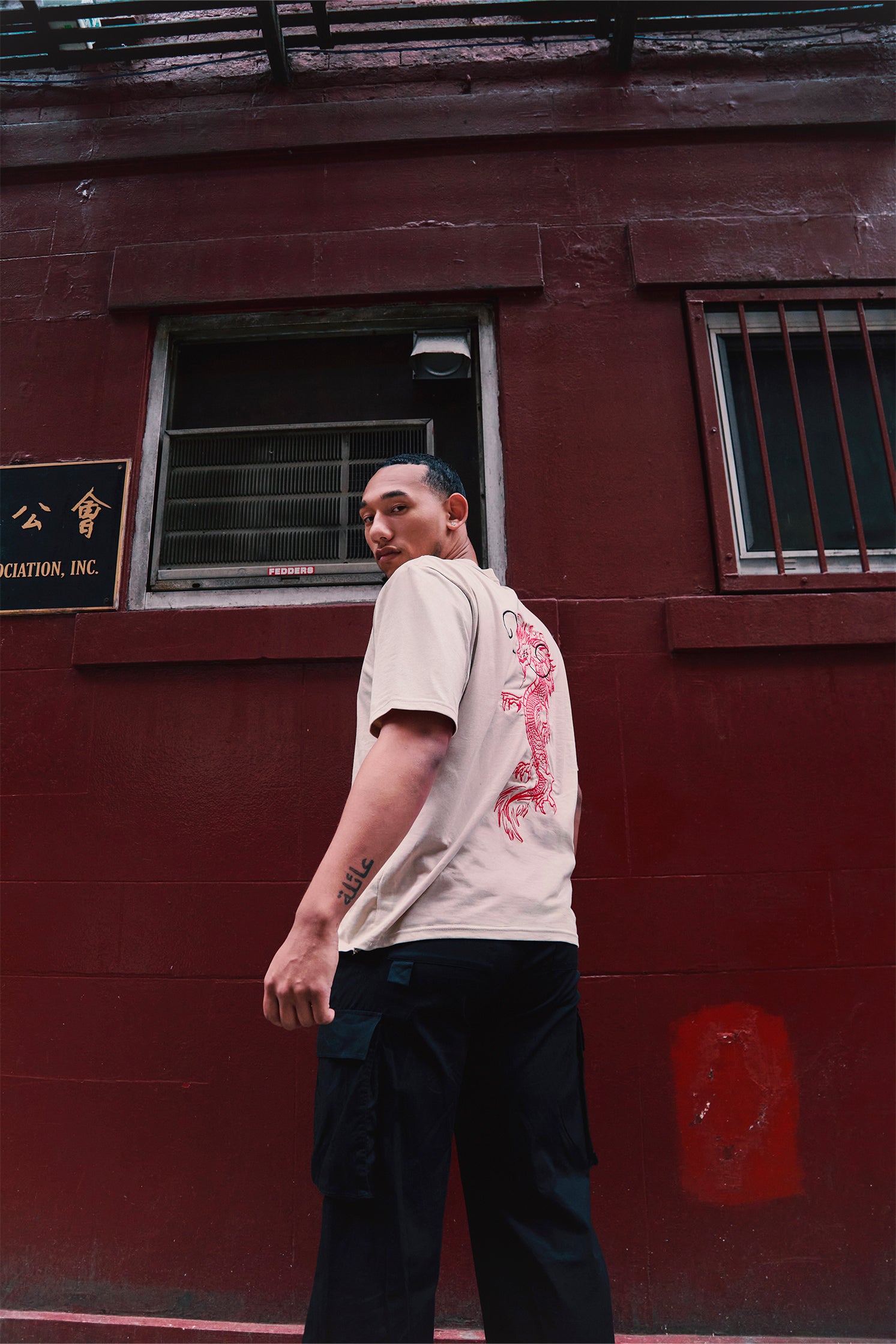 T-SHIRT UNISEX "DRAGO"