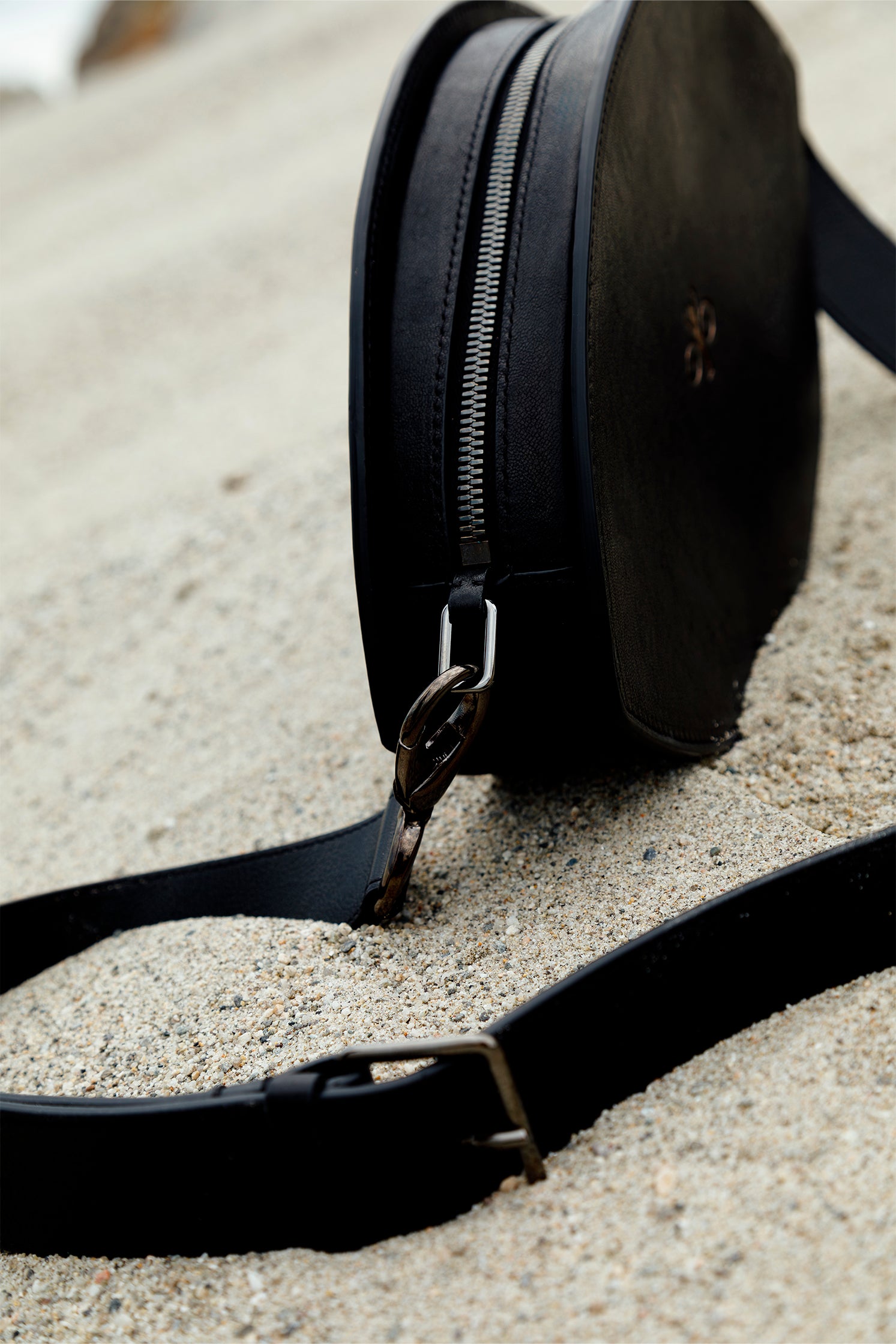 "EYE" BAG